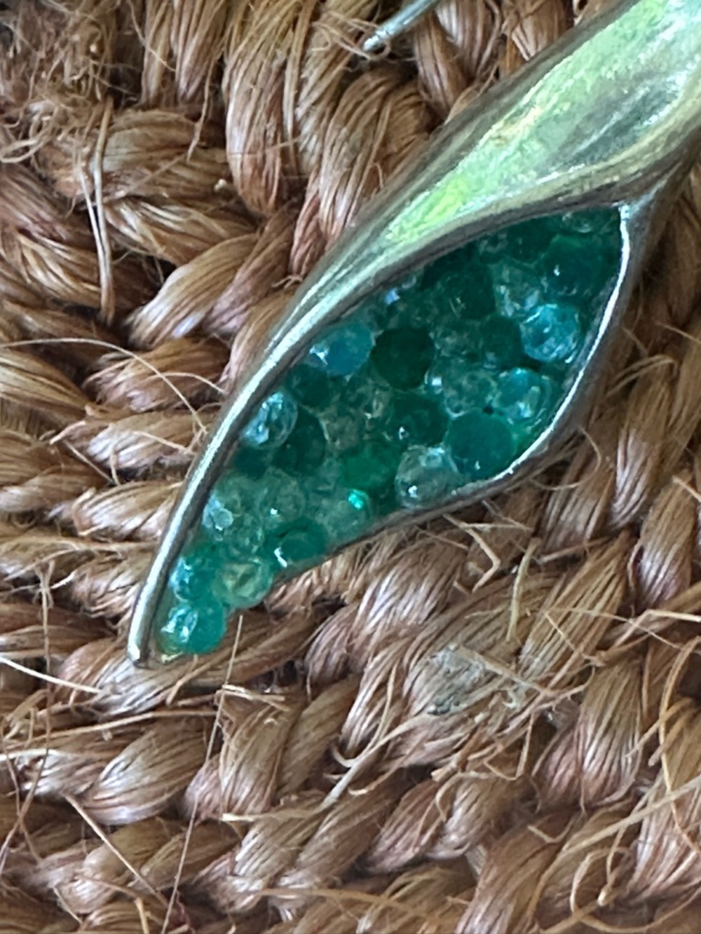 Emerald Green Leaf Drop Earrings — Women's Nature-Inspired Jewelry - Picture 3 of 3
